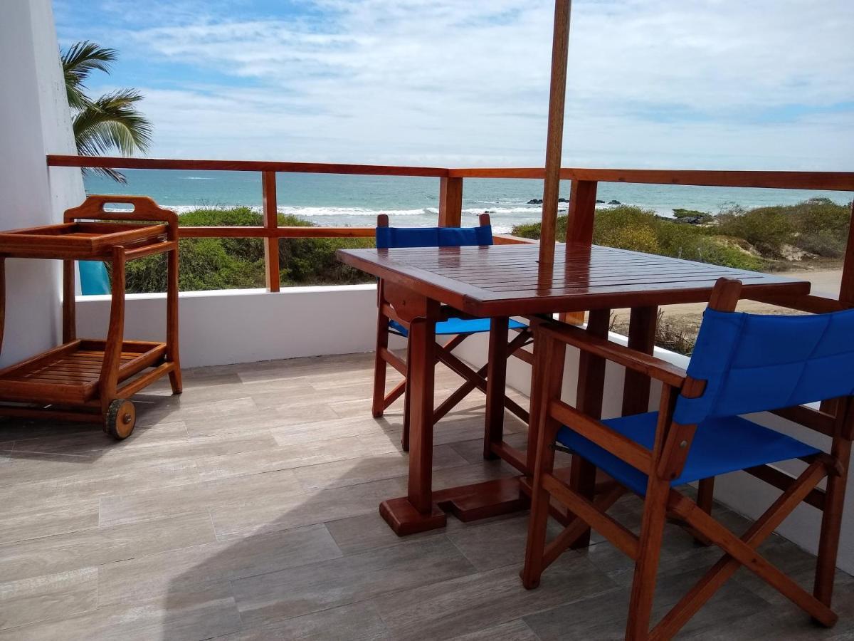 Drake Inn Puerto Villamil Exterior photo