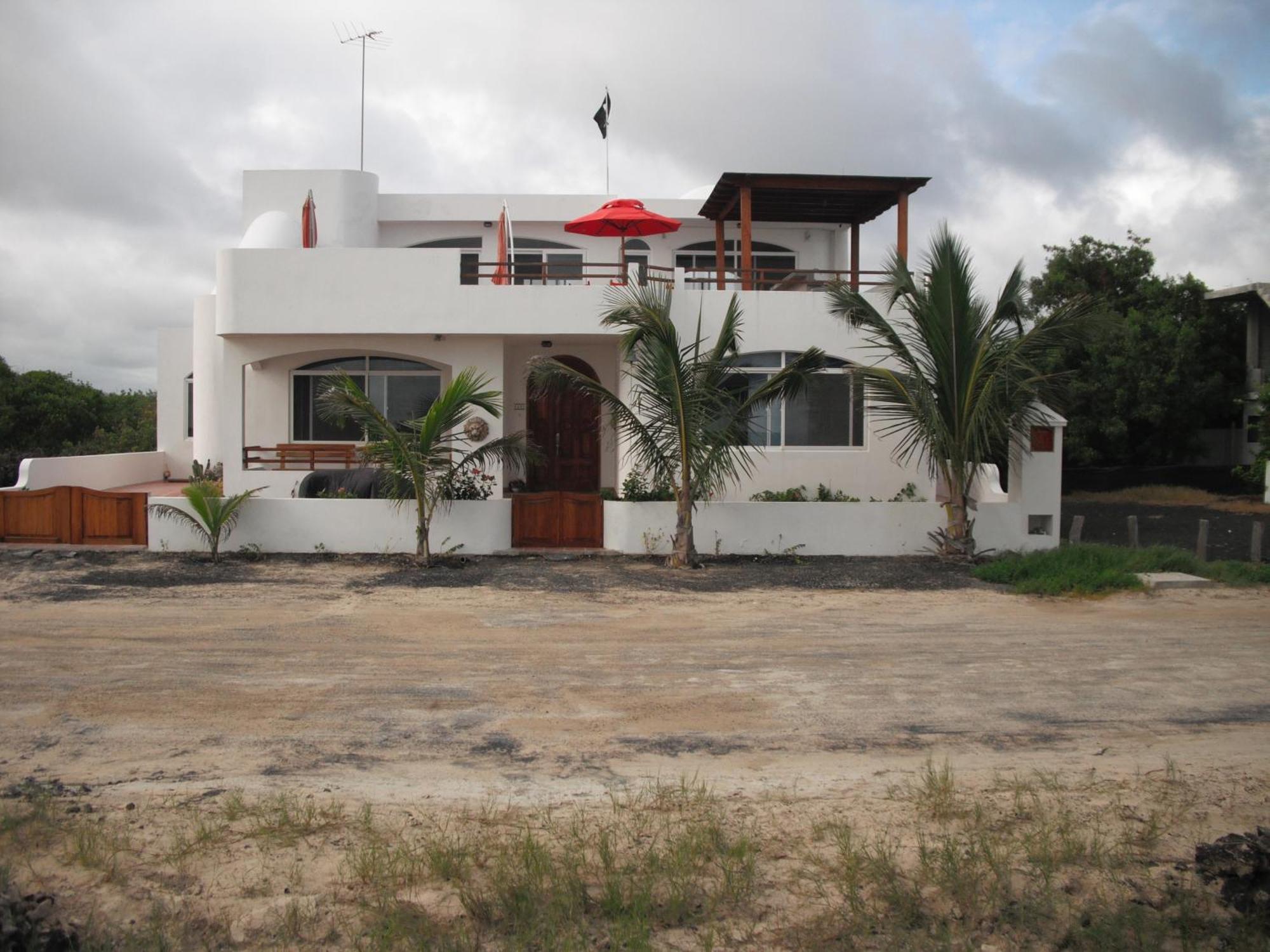 Drake Inn Puerto Villamil Room photo