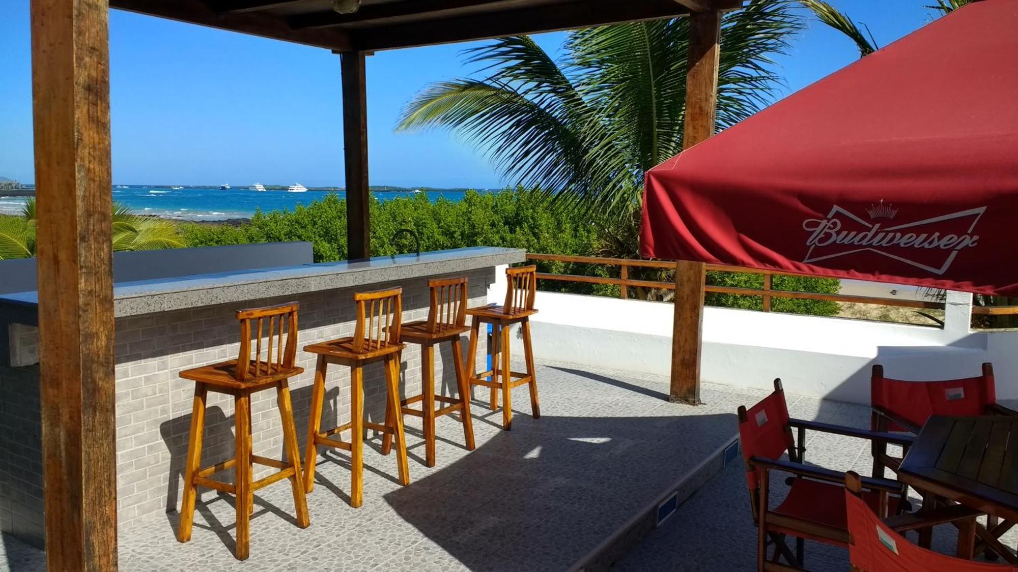 Drake Inn Puerto Villamil Room photo